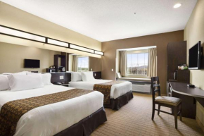 Отель Microtel Inn & Suites by Wyndham Cambridge  Кембридж